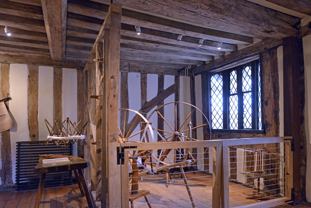 Guildhall in Lavenham, spinning display photo by Paul V. A. Johnson