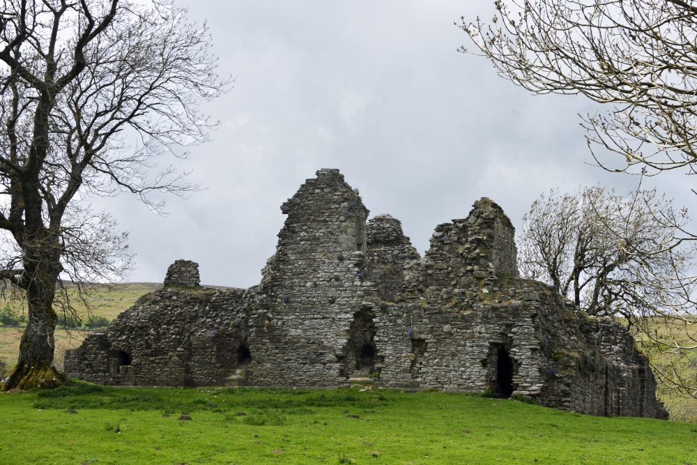 Pendragon Castle, Cumbria photo by Paul V. A. Johnson
