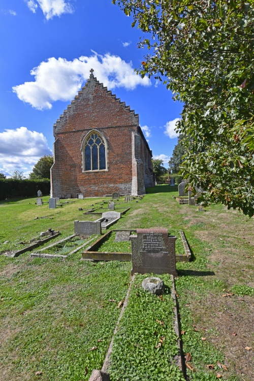 St. John the Baptist Church, Small Hythe