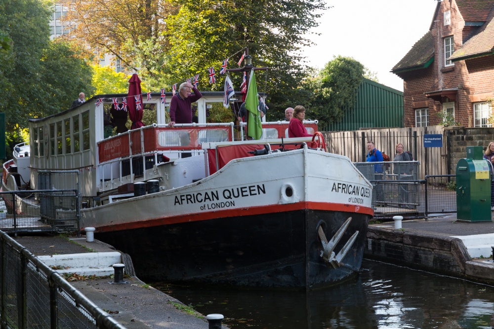 African Queen River Boat  negotiating Caversham Lock