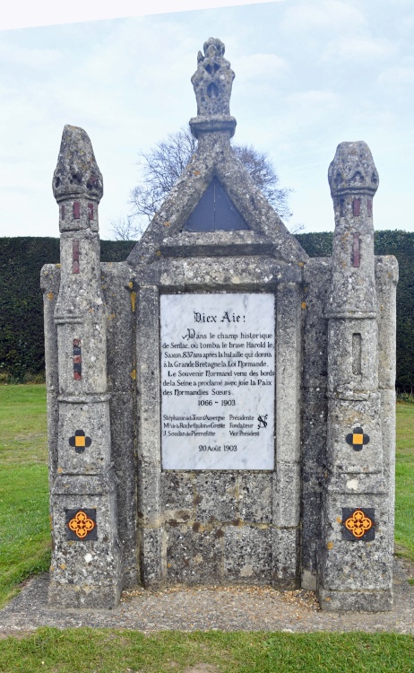 Battle Abbey, memorial to King Harold