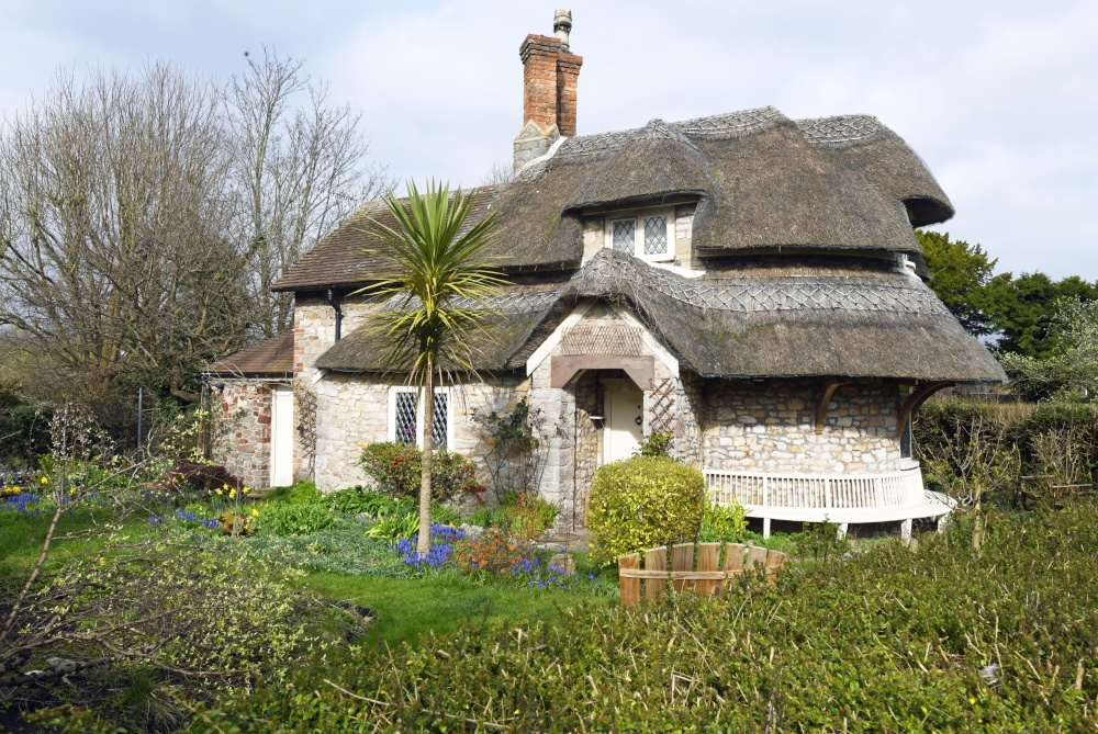 Blaise Hamlet, Henbury