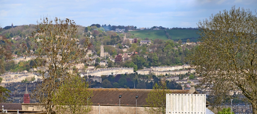 Bath from an open bus