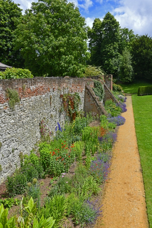Eltham Palace Garden