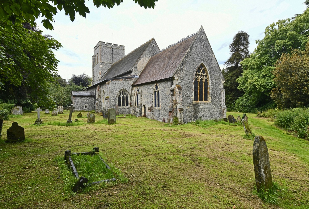 Photograph of St. John the Baptiste Church, Meopham