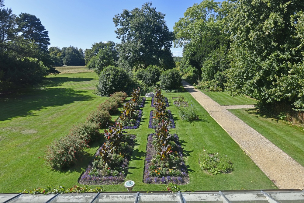 Downe House Garden