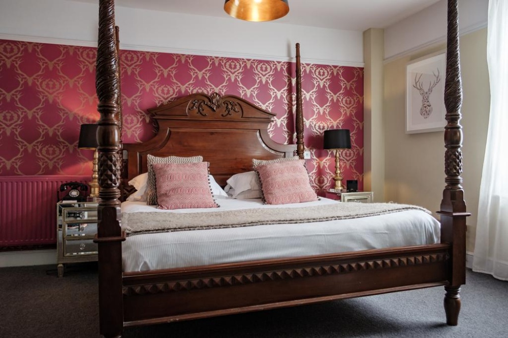 Bull Hotel, Bridport