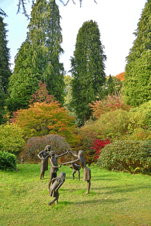 Ramster Gardens,  Chiddingfold