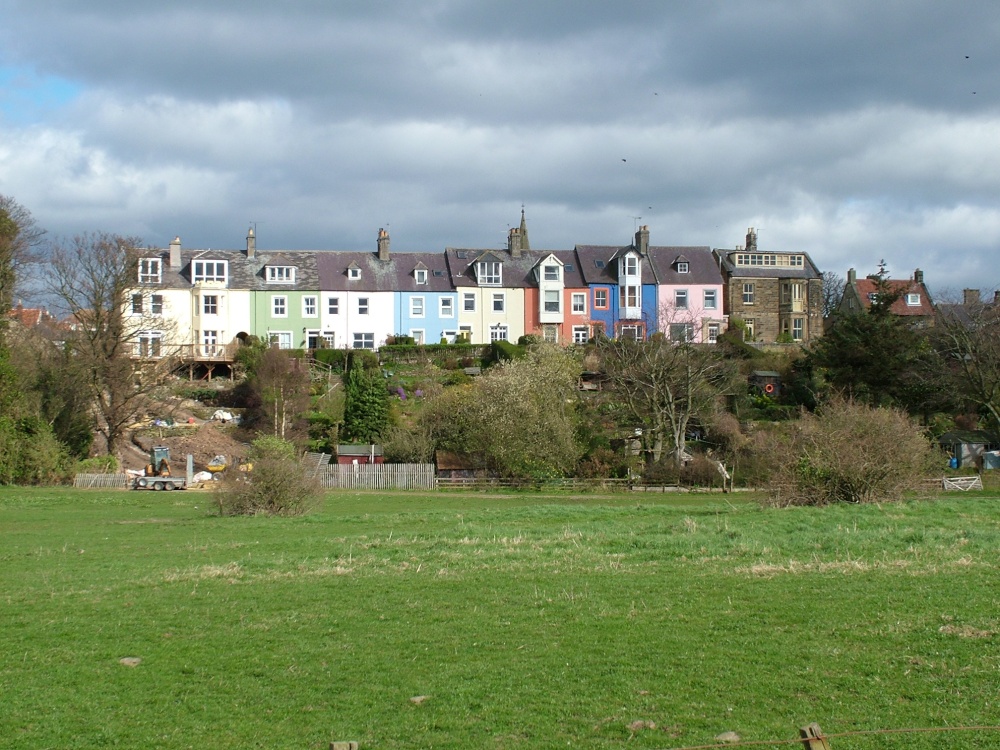 Photograph of Alnmouth from behind
