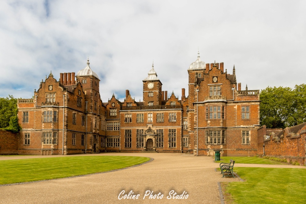 Photograph of Aston Hall
