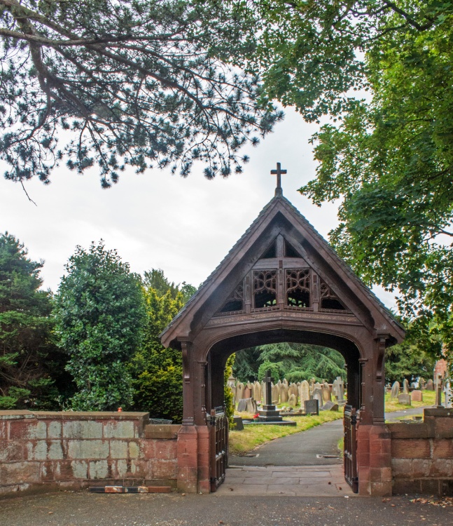 Saint Mary's Church, Eastham - The Lychgate