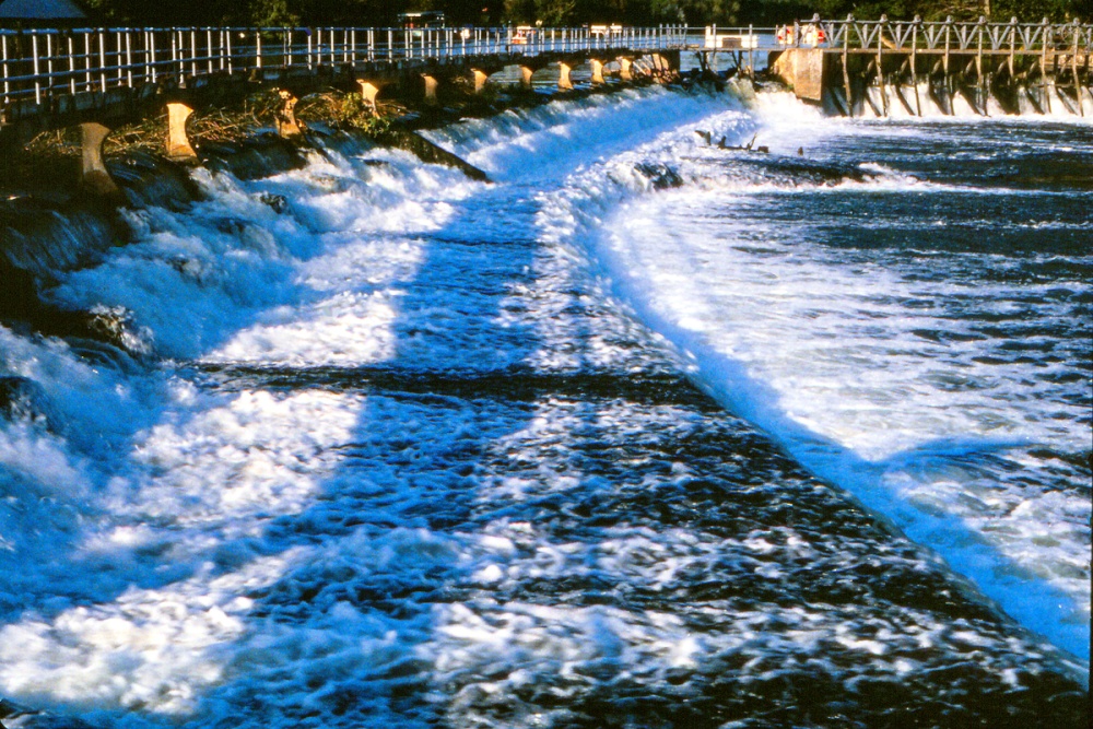 Photograph of Cookhham Lock and Weir