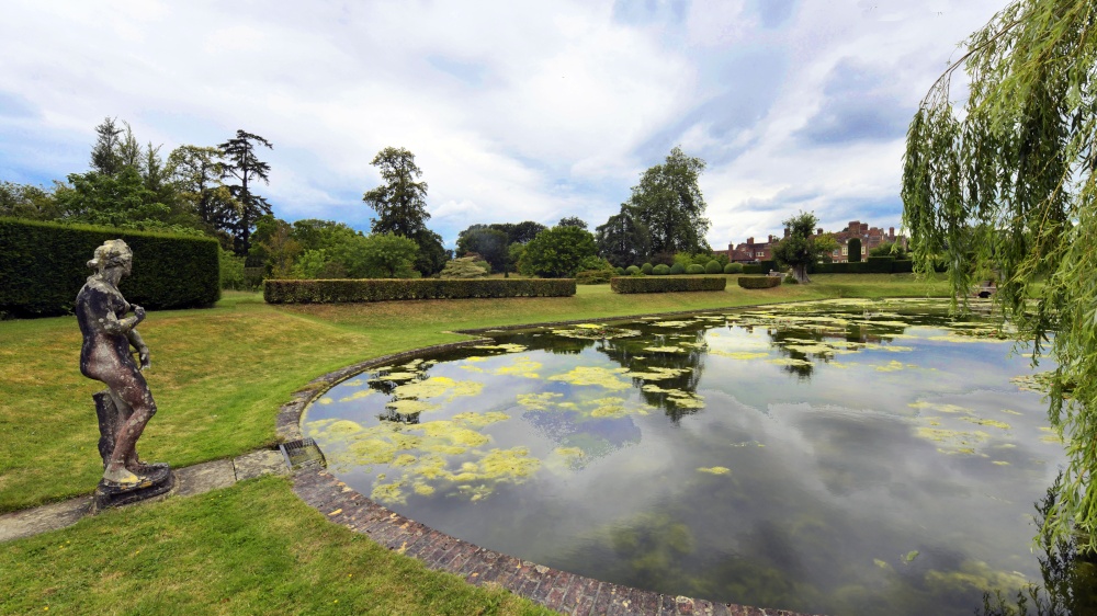 Godinton House Garden Lily Pond , Great Chart