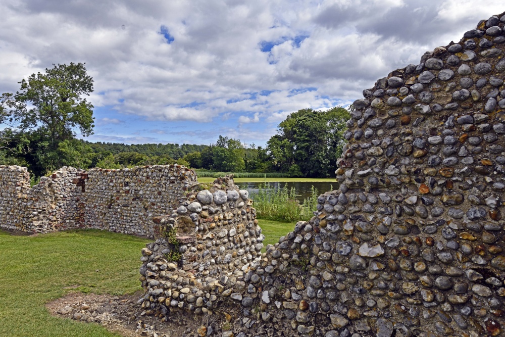 Baconsthorpe Castle