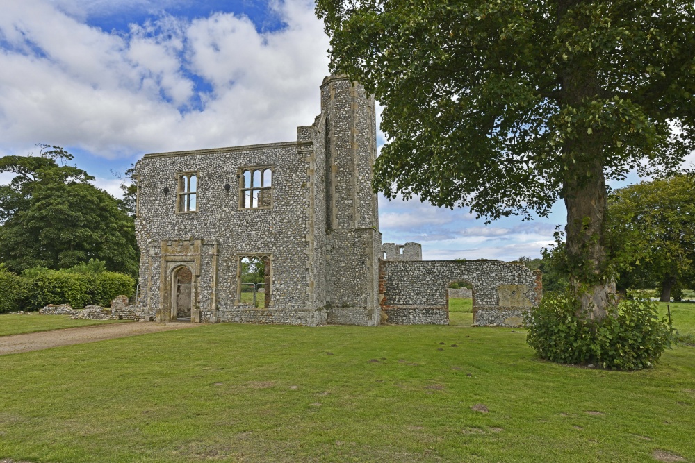 Baconsthorpe Castle