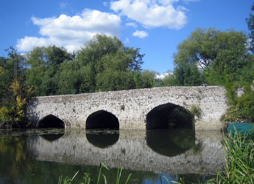 The old Bridge at Culham