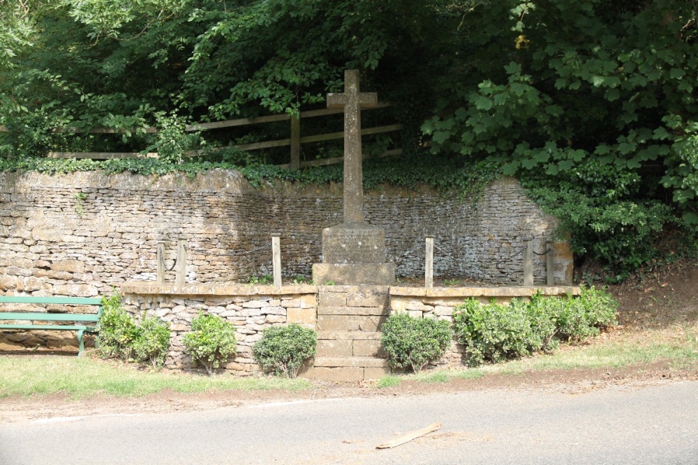Photograph of The war memorial at Alkerton