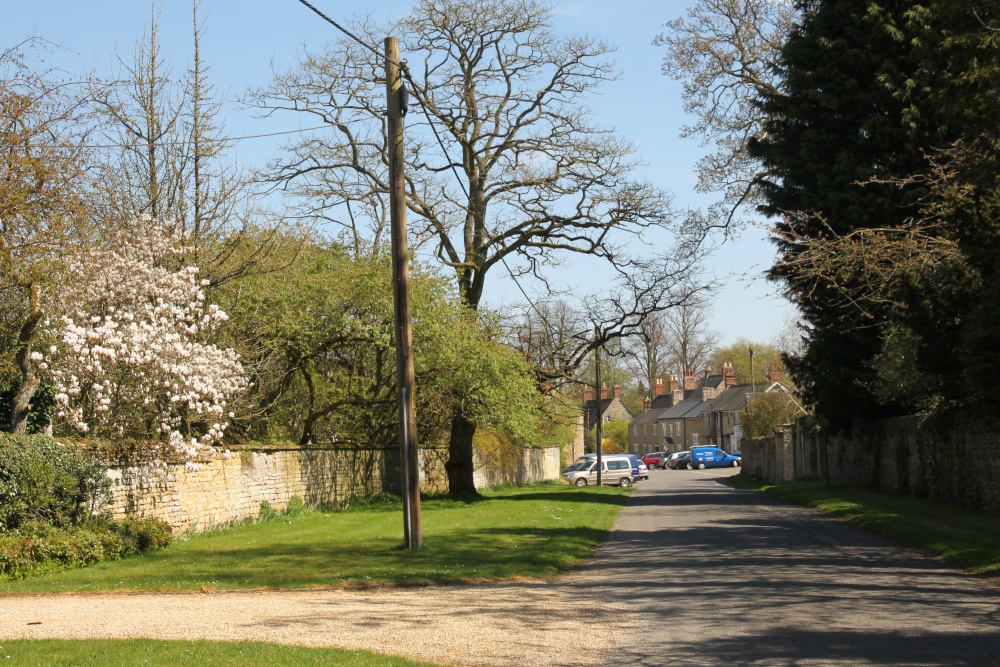Photograph of High Street, Souldern
