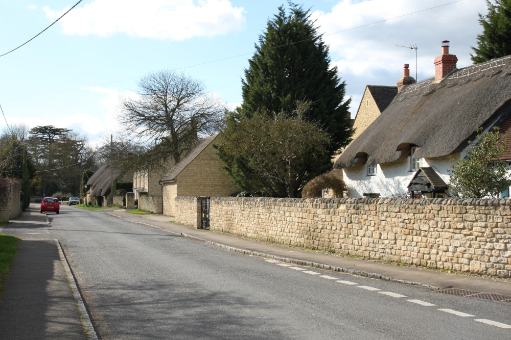 Church Road, Weston-on-the-Green