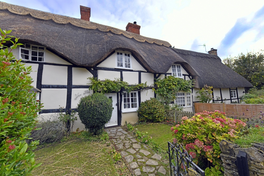 Photograph of Dumbleton