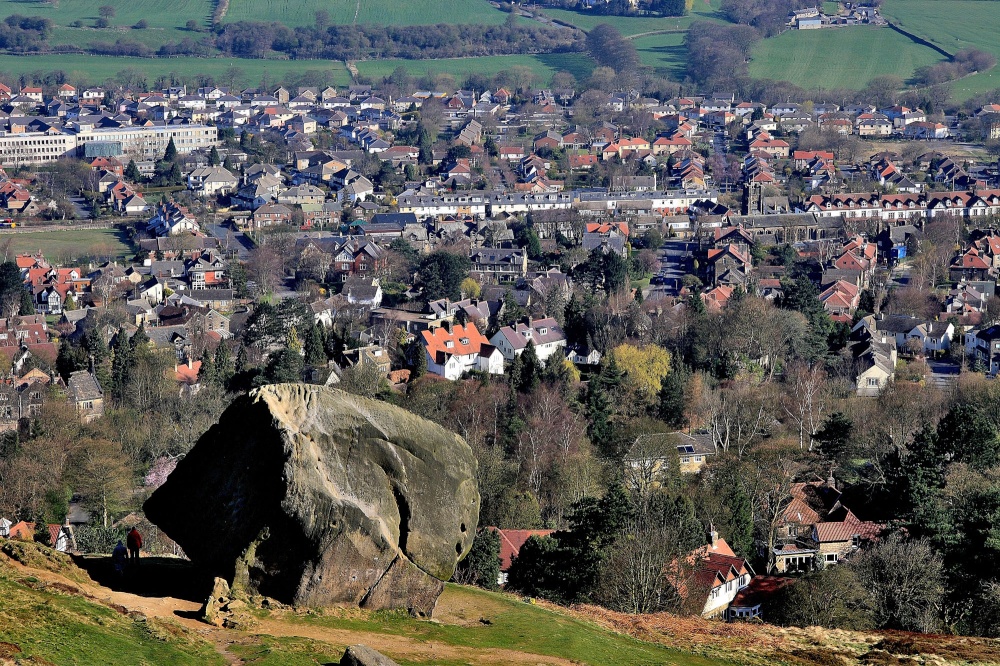 Photograph of Cow and Calf Rocks Ilkley