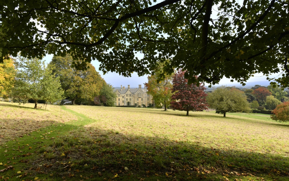 Dumbleton Hall