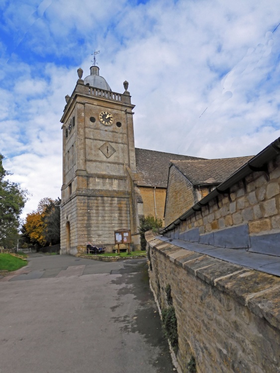 St. Laurence Church, Bourton on the Water
