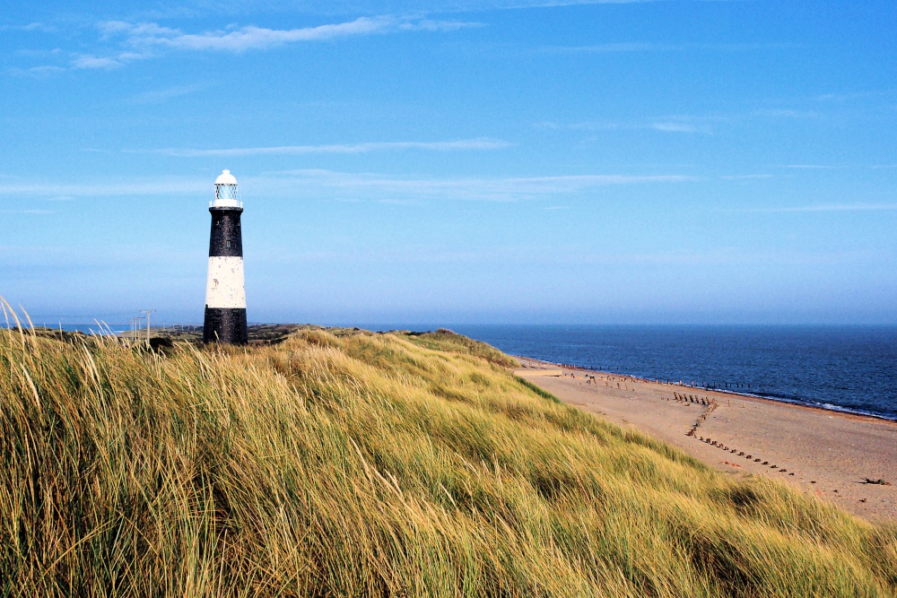 Spurn Point Beach & Lighthouse on the Yorkshire Coast