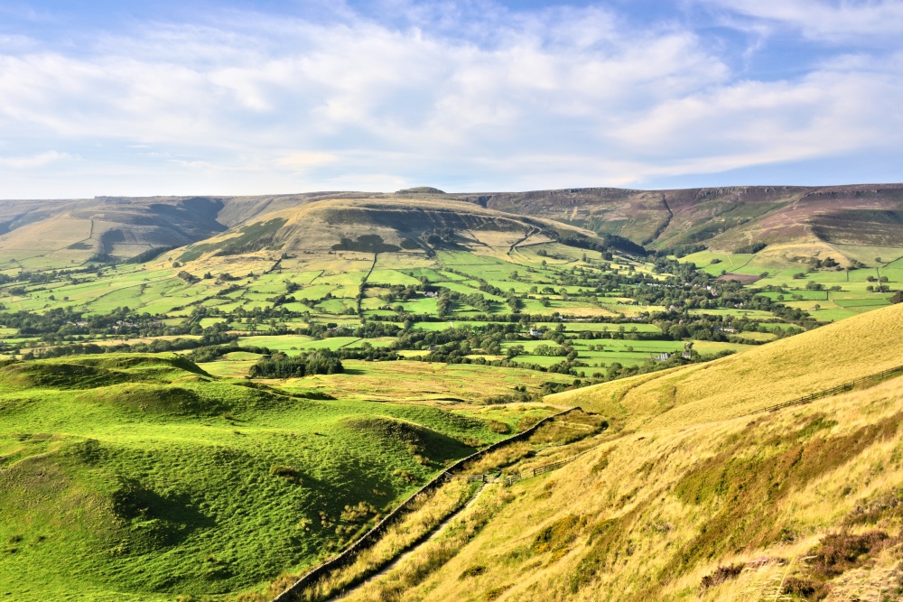 Edale Valley Viewed From Castleton