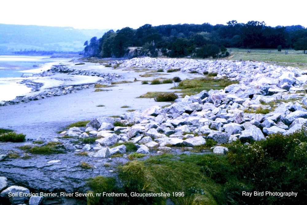 Soil Prevention Bank Barrier, River Severn, nr Fretherne, Gloucestershire 1996
