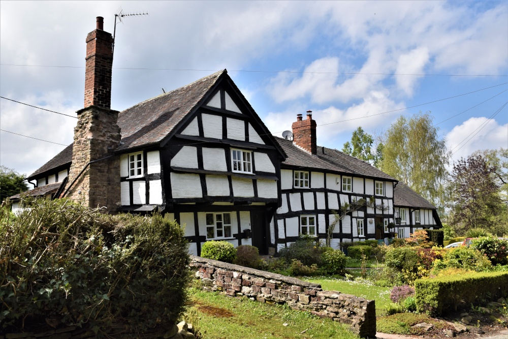 Cottages at Pembridge.