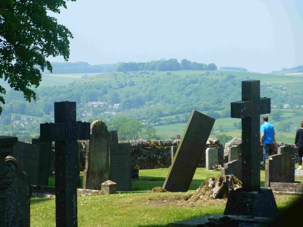 Bradbourne churchyard