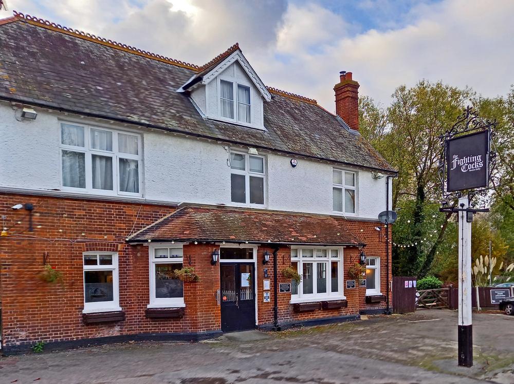 The Fighting Cocks, Horton Kirby