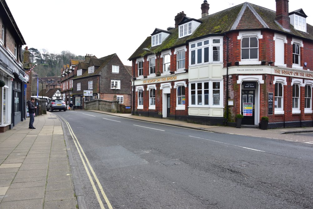 The Bishop on the Bridge Hotel by the River Itchen