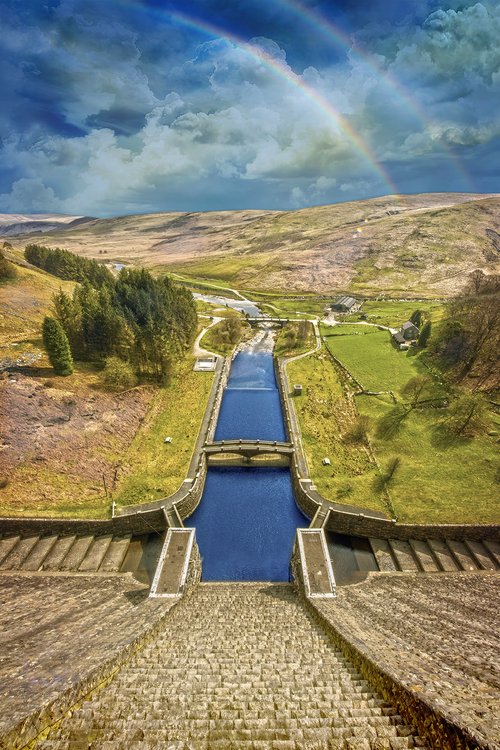Claerwen Dam, Elan Valley