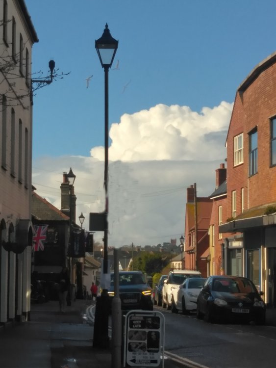 Lovely cloud formation above Christchurch