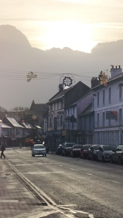 Amazing cumulonimbus cloud formation over Christchurch High Street