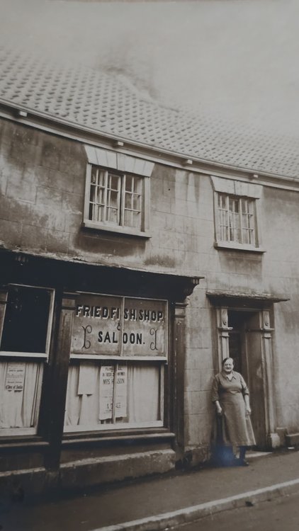 1946 The old Fried fish shop